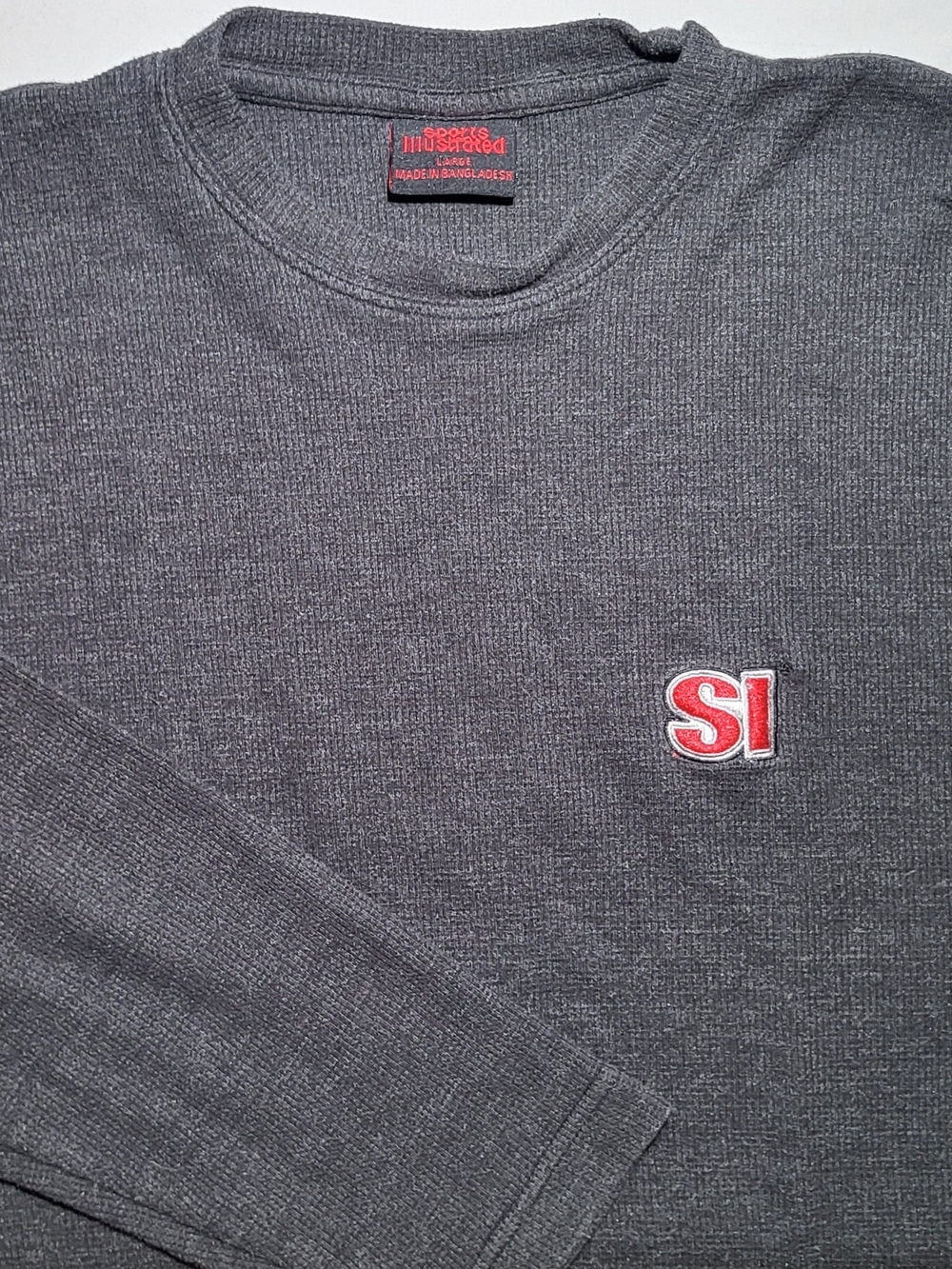 Sports Illustrated Vintage Mens Dark Gray Long Sleeve Henley Tee